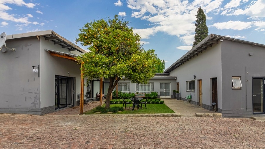 10 Bedroom Property for Sale in Panorama Free State